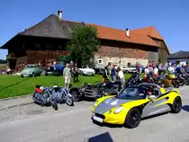 LOTUS-Elise, oder  s´Lieserl  vor der Kulisse des Freilichtmuseum Stehrerhof in Neukirchen/Vöckla; 140706
