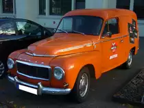 Volvo P 210 Kastenwagen. 1960 - 1969. Der P 210 basiert auf dem bereits 1953 vorgestellten PV445DS. Erst 1960, mit dem Verbau der ungeteilten Frontscheibe, änderte sich die Modellbezeichnung in P 210. Besucherpasrkplatz der Düsseldorfer Classic Remise am 02.11.2014.