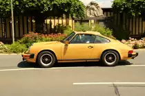 Porsche 911 in Neuensee am 10.07.2011.