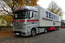 MB Actros 1851 der Spedition RATH steht mit Sattelauflieger auf einem Parkplatz bei Burghaun. Dem netten Fahrer liebe Grüße und allzeit GUTE FAHRT. November 2014