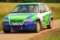 Opel Astra GSI bei Grabfeld am 02.07.2011.