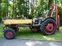 Eicher Kombi G280, Baujahr 1960, 2-Zyl.Diesel mit 1963ccm und 28PS, von dem Gertetrger wurden von 1960-64 ber 1100 Stck gebaut, Partenkirchner Oldtimer Treffen, Aug.2014