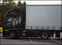 VOLVO FH 520 Euro5 der TTJ TRANSPORT aus Slowenien.