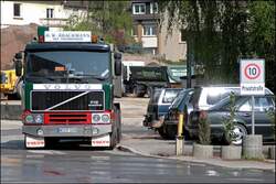 Ein alter Hobel;-) Volvo F12 