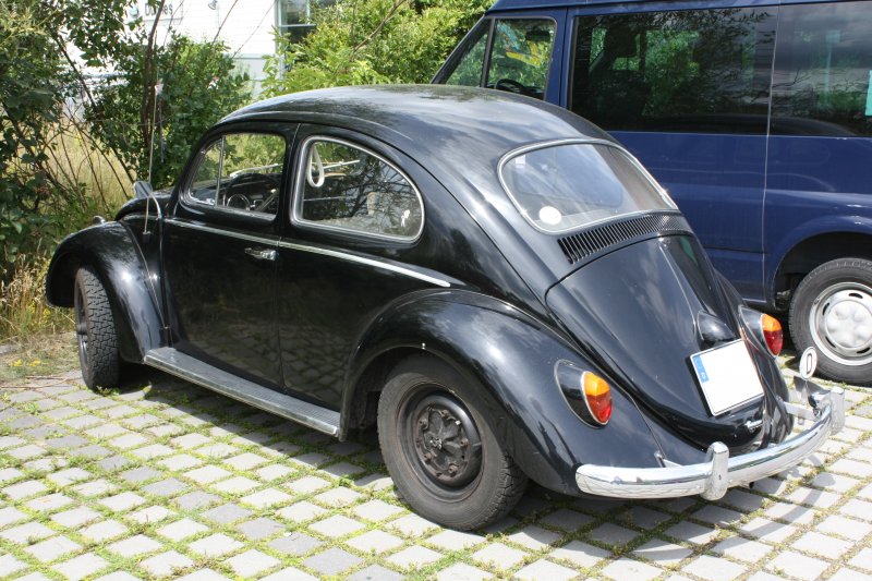 VW Kfer ganz in schwarz, Juli 2009